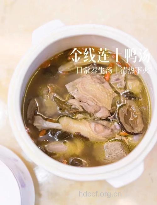 美容吃什么:金银花水鸭汤