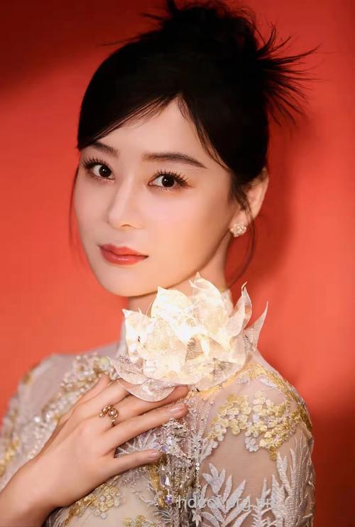 袁珊珊瘦脸秘诀大揭露