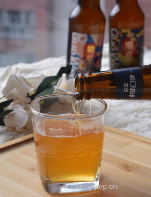 用啤酒美容，也能打造完美肌肤