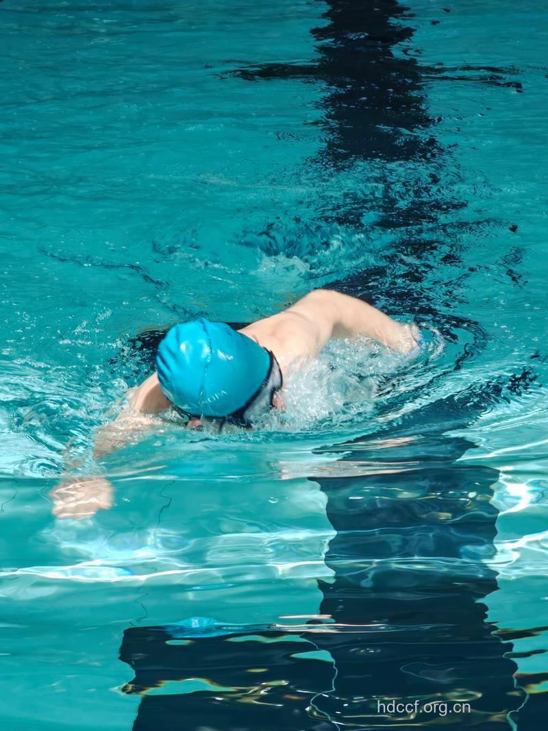 游泳让男人拥有魅力