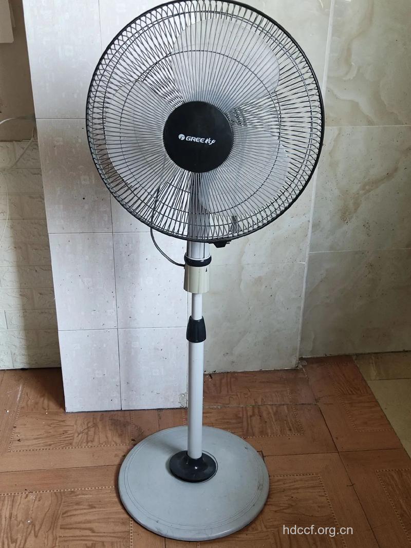 老年人应该少用的电器