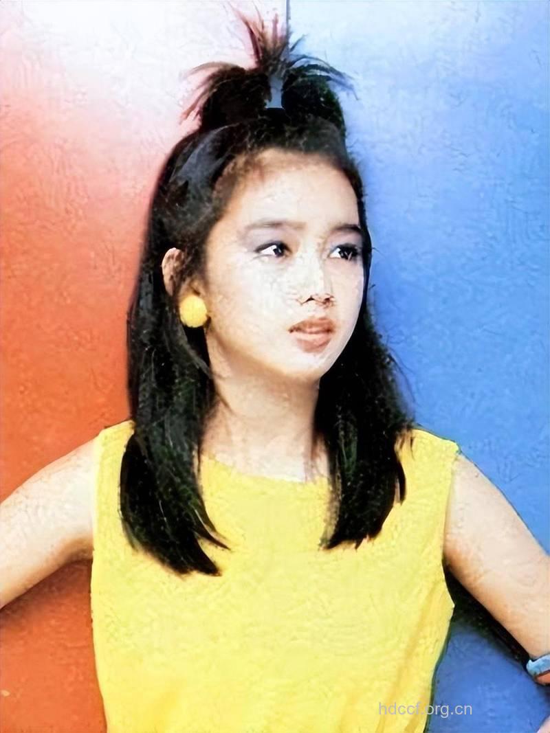 朱丽倩：天王背后的女人也懂保养