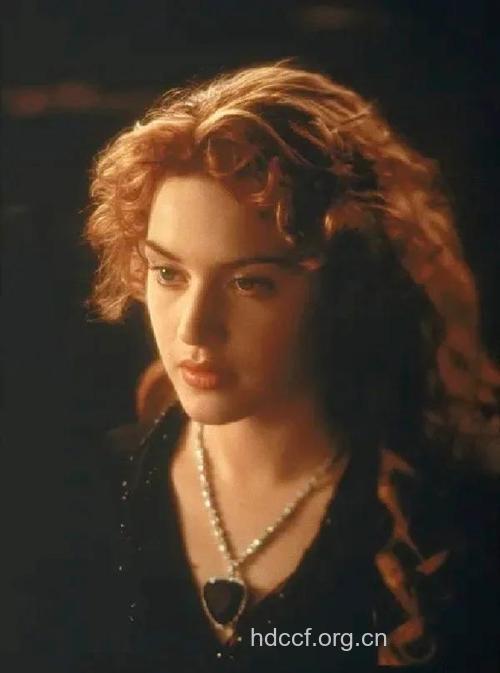 《泰坦尼克号》女主演的保养心得