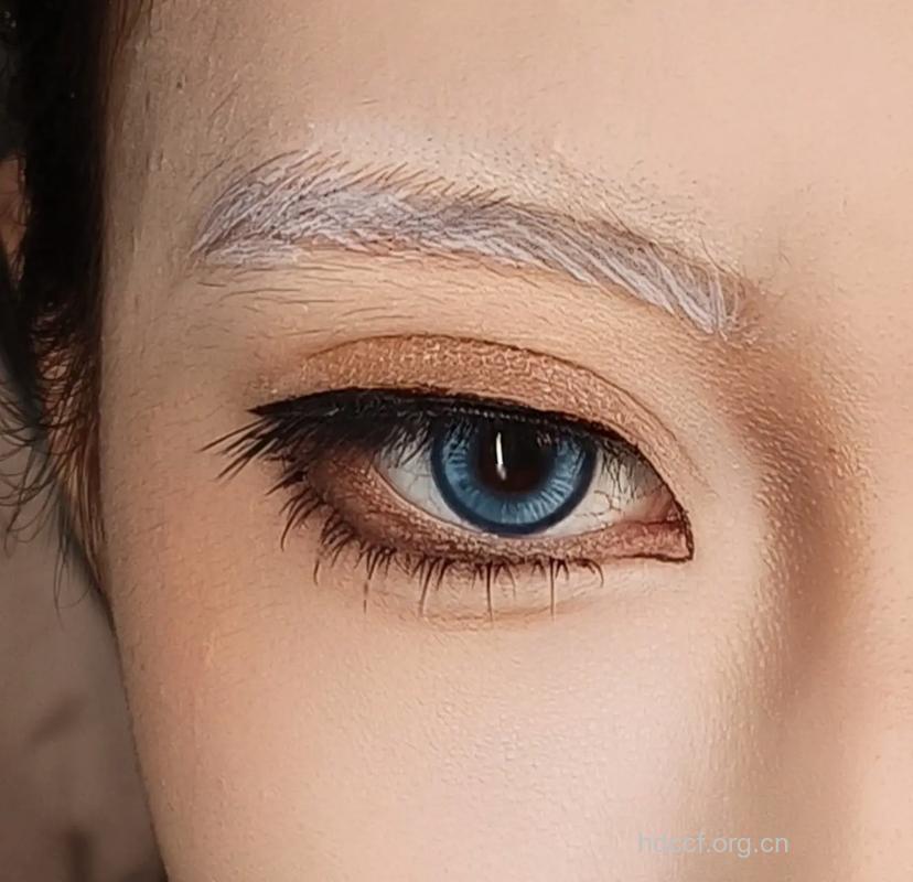 7个错误眼妆 看看你有没有犯错