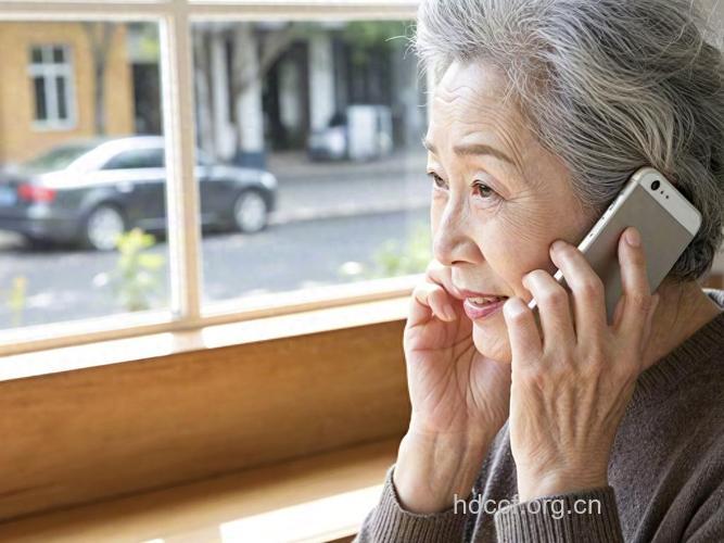 节后子女要多给老人打电话