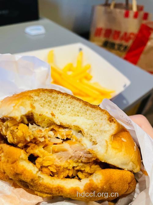 喜欢吃洋快餐为什么也会发胖