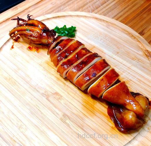 中老年人适宜吃些鱿鱼