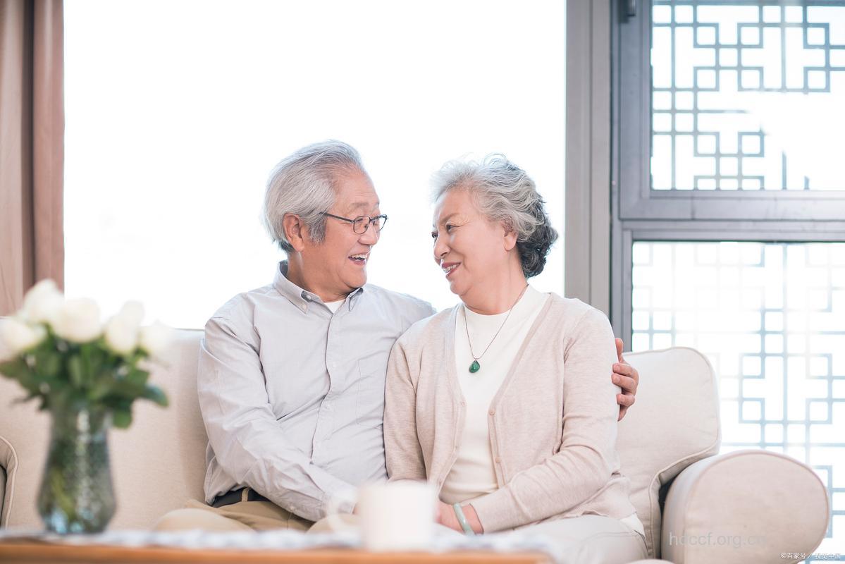 老年人心态平和安度晚年