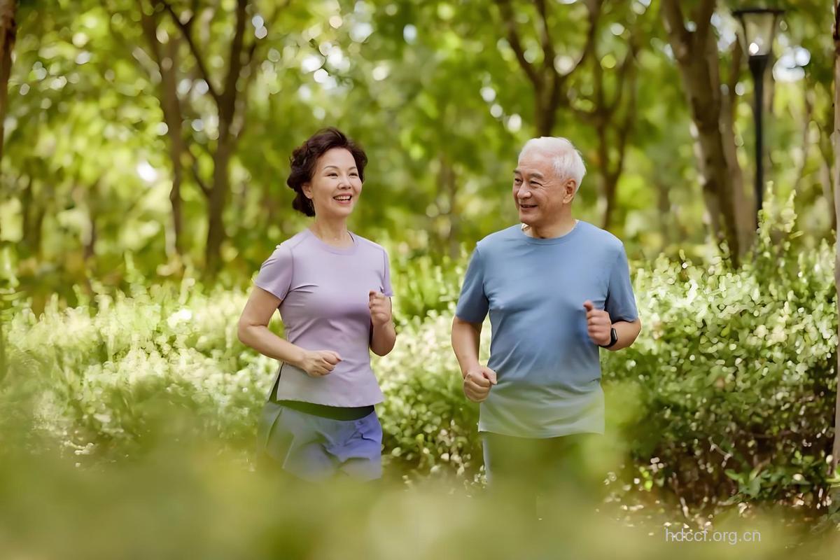 有玩心的老人身心更健康