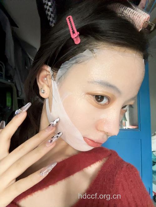 DIY瘦脸面膜 小脸不难