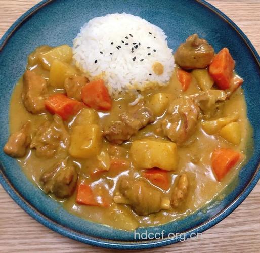 老人可以吃咖喱鸡吗？