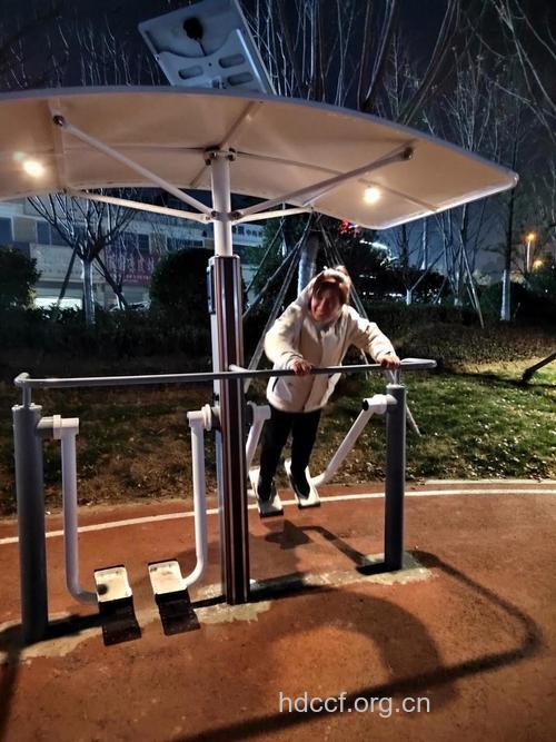 户外锻炼别选晚上