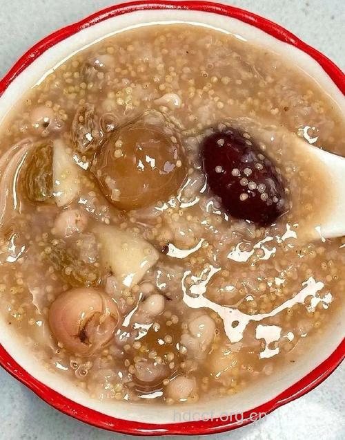 两款适合电脑族食用的养肝粥