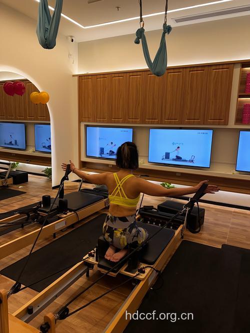 宅男宅女必备的家庭健身工作