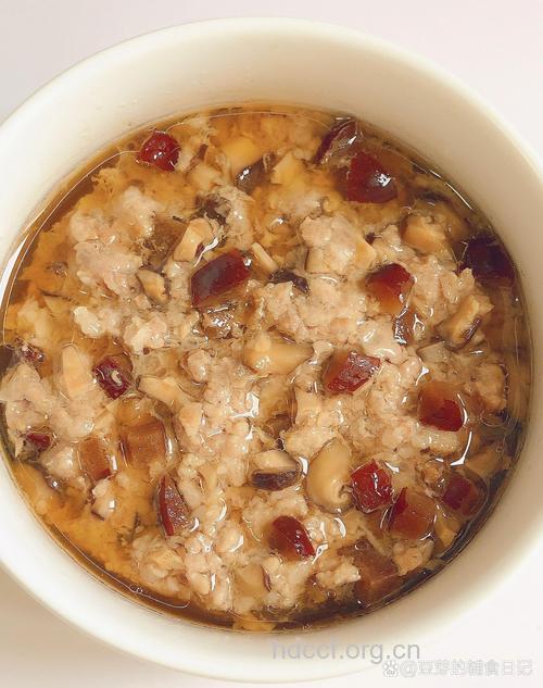 抗癌食谱：菇枣瘦肉饭