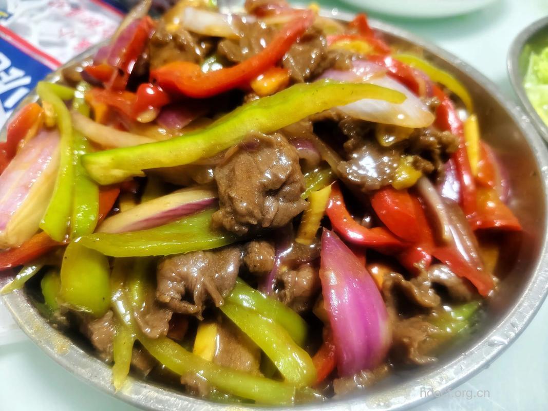 抗癌食谱:洋葱泡椒炒牛肉