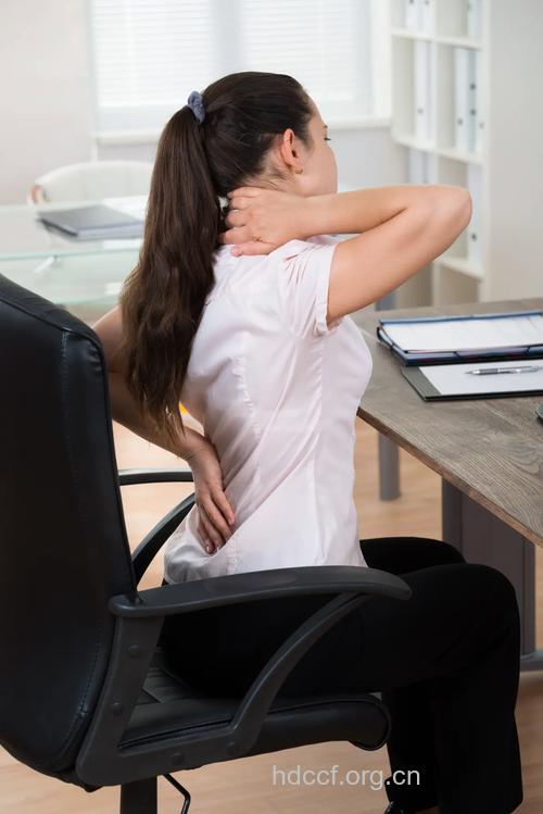 颈椎病常会出现在白领身上