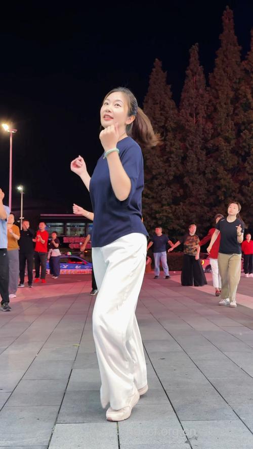 近年来为什么广场舞如此受欢迎