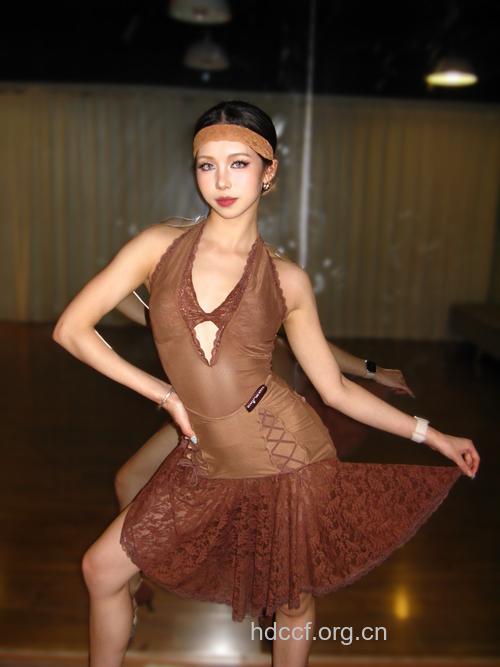 怎么跳拉丁舞塑造魔鬼身材