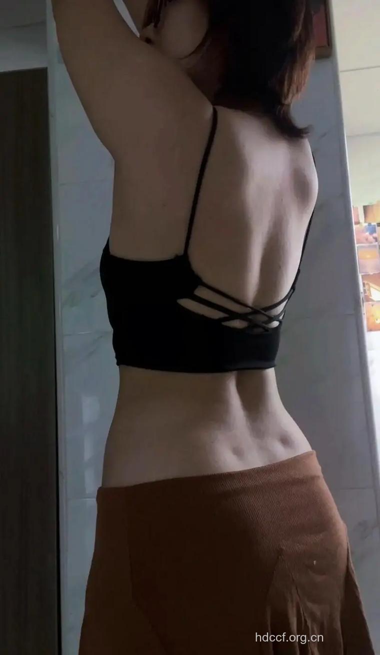 真相 每个人都有腰窝吗