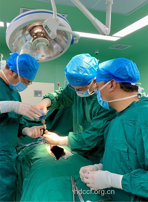 胸椎复位手术进行的过程