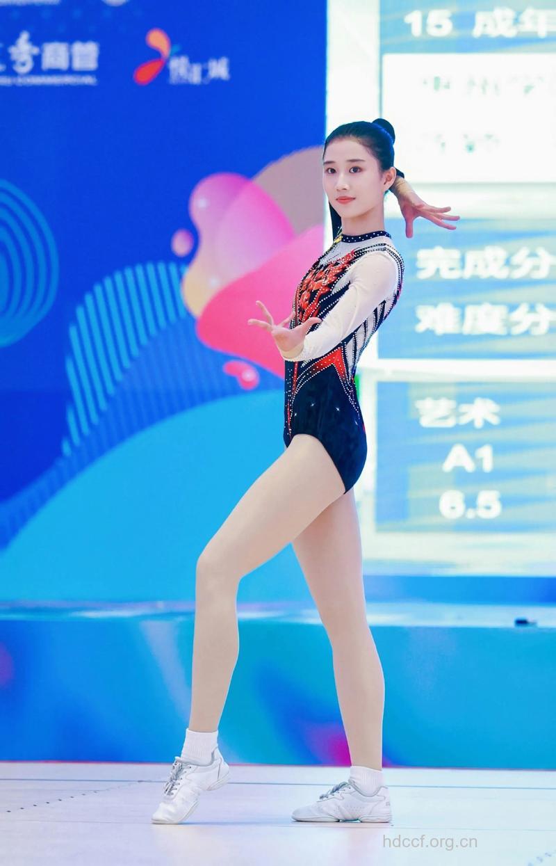 健美操4部曲 造就窈窕身材