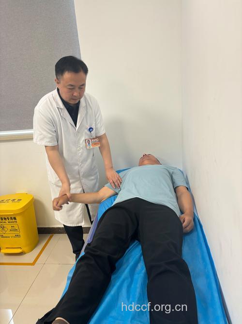 走出阴影 乐观康复