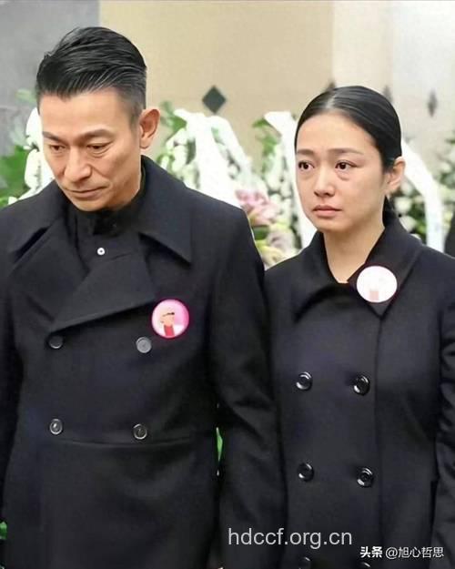 刘德华爱妻朱丽倩怀孕 请20位法师发功72小时护胎