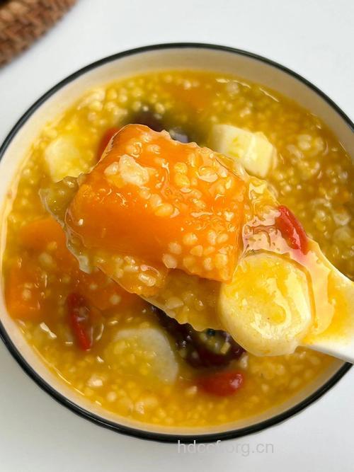 过年吃太油腻？养胃小粥清肠胃