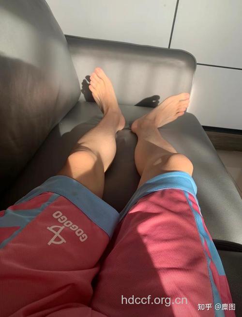 男人肾虚脚会长这样 快看看自己的脚