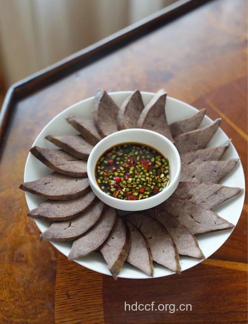 缓解冬季手脚冰凉吃生煎猪肝