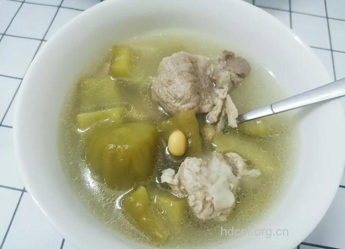 苦瓜泡茶治疗口腔溃疡