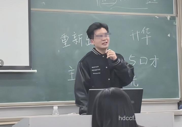 台湾一艾滋男教师感染50人