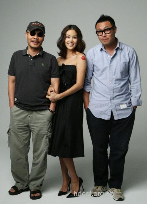 高小英李明世携手宣传预防艾滋病