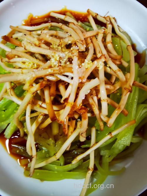 立夏养生食谱之鱼腥草拌莴笋