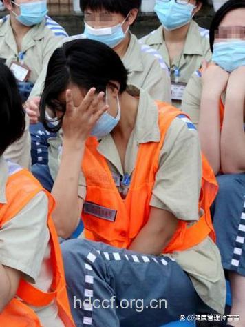 深圳:街头针筒艾滋女想点燃变电站入狱未遂