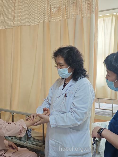 中医治疗结合西医检查,双管齐下抗不孕