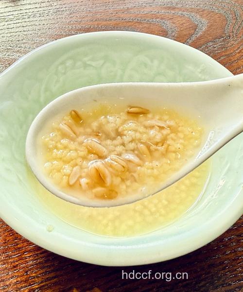 治疗口臭的粥品有什么呢