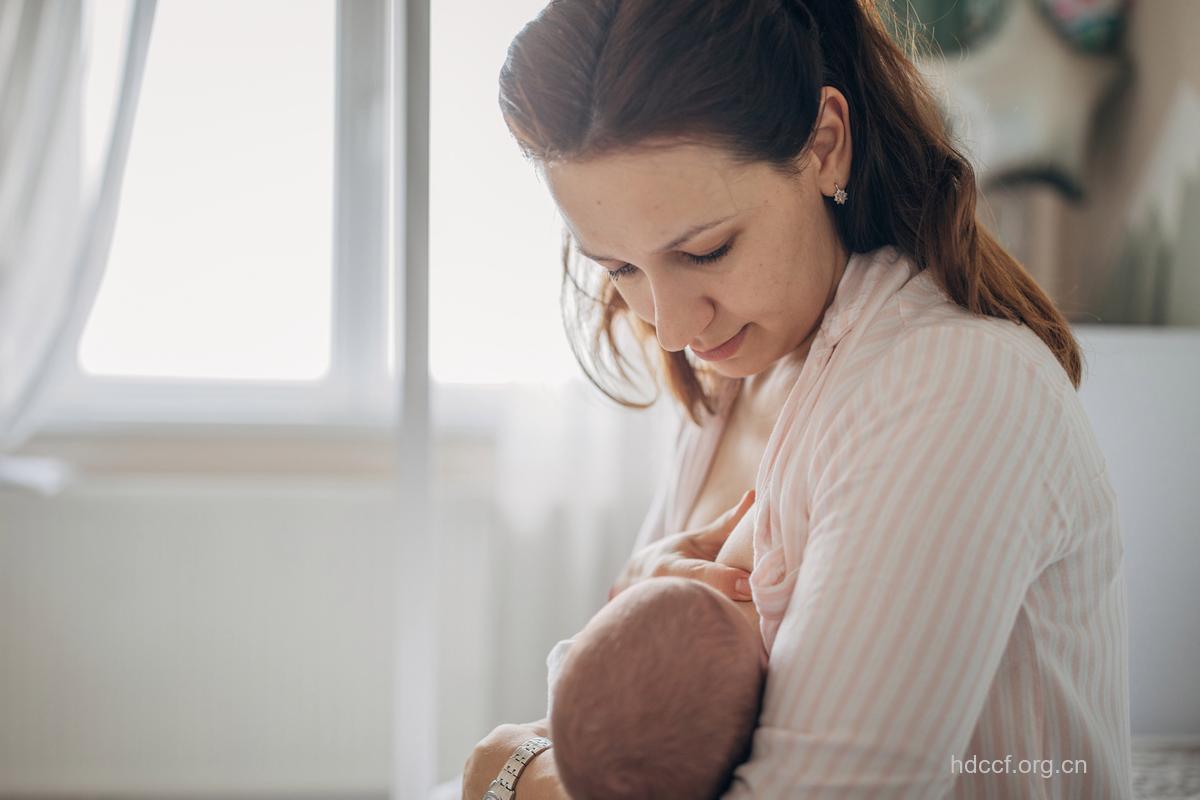 癫痫母亲能否用母乳喂养孩子