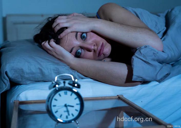 冬春季抑郁症高发 早醒后睡不着