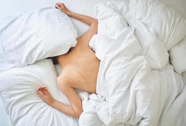 过敏体质人群不宜裸睡