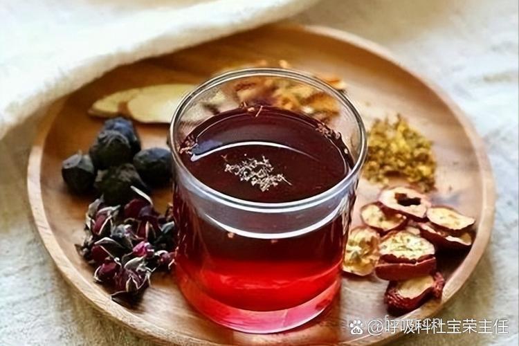 红酒与汤女人天然的护肤品