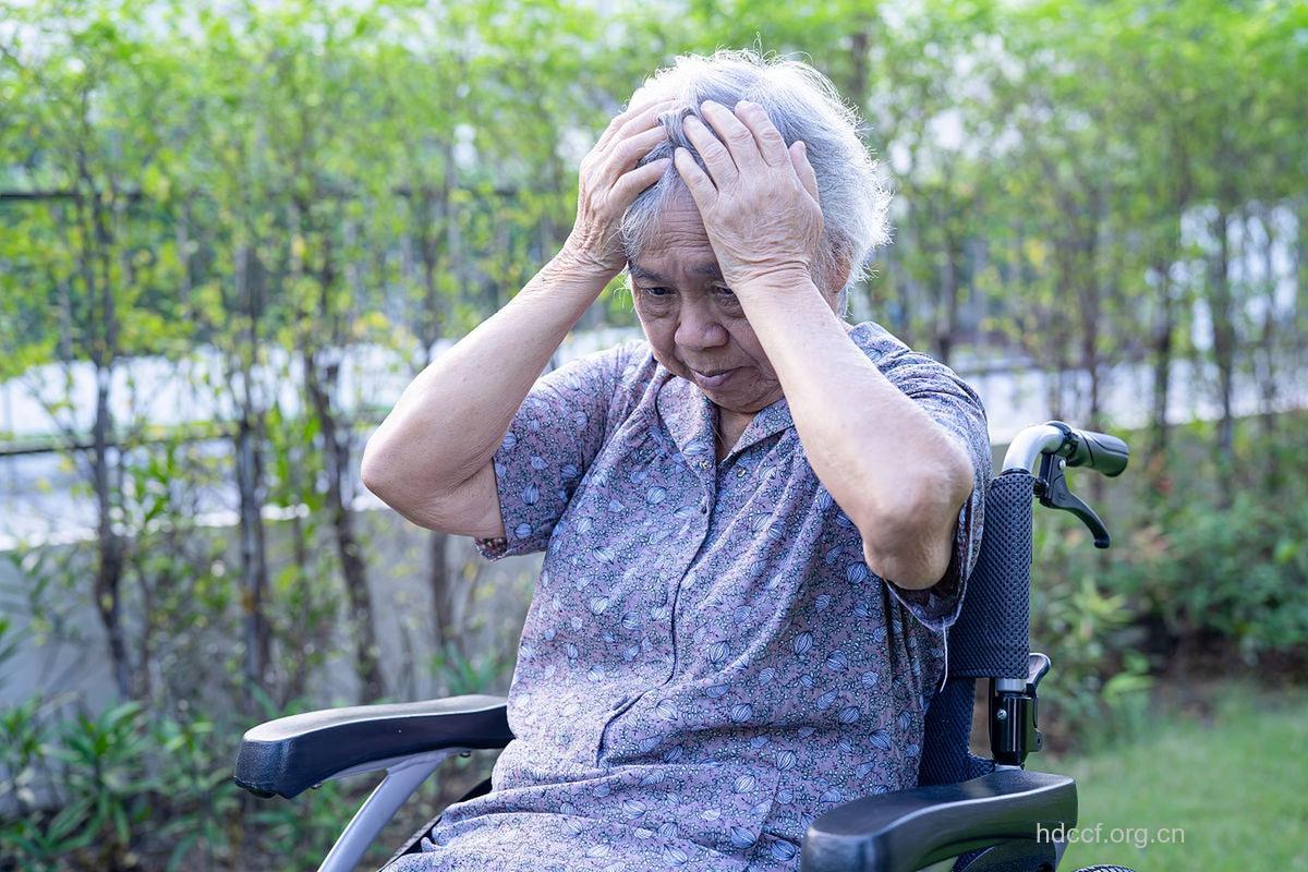 老年性痴呆病人的症状