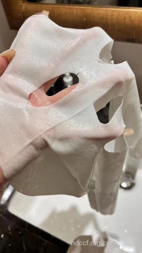 美白淡斑 试试纯天然面膜