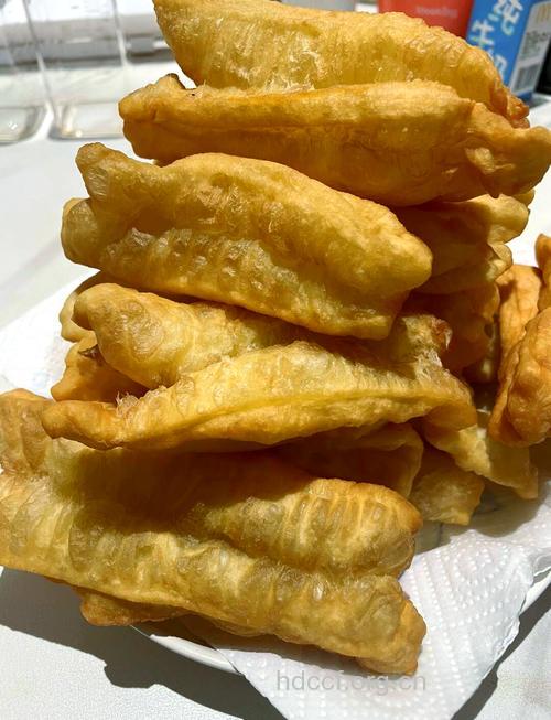 坐月子吃油条好吗