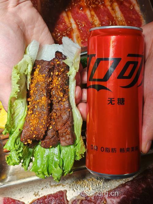可乐和烤肉混吃易致癌
