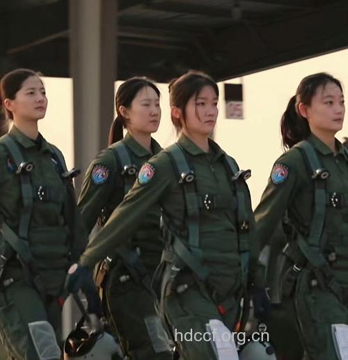 当女飞行员必须具备的条件