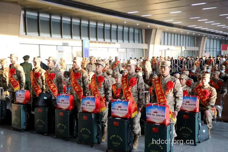 2009银川市计划征集新兵700名