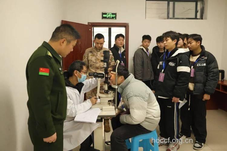 2009年重庆征兵体检于11月13日在网上公布