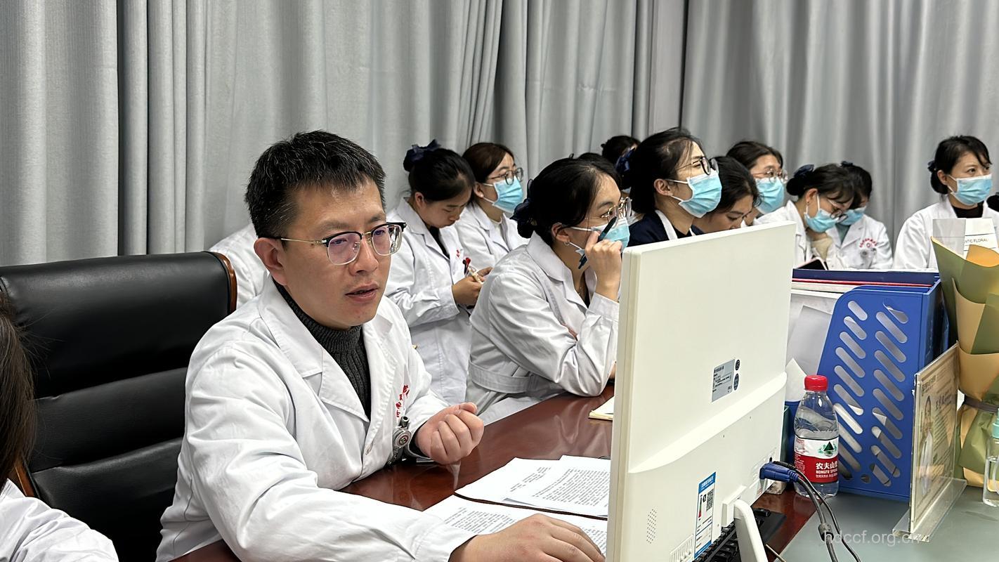 11月8日专家团队坐诊苏北医院